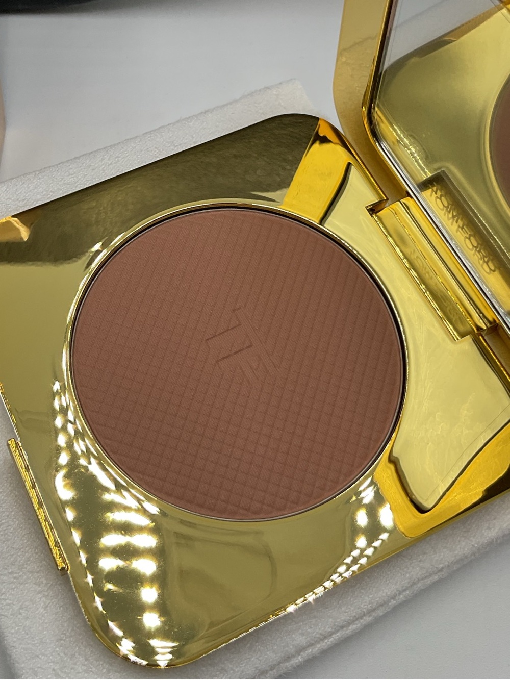 Tom Ford Soleil Glow Bronzer in 02 Terra - BNIB & Discontinued Formula - Picture 11 of 16